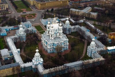 Вид на Смольный Собор