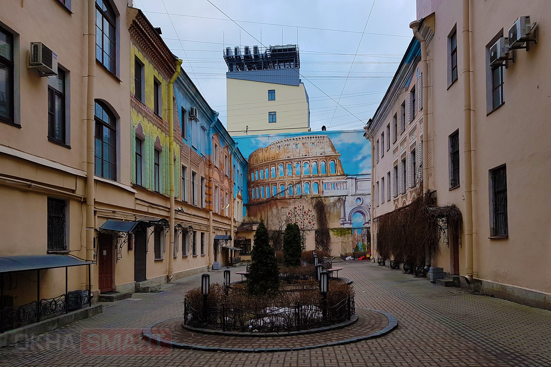 Итальянский дворик в сердце Петербурга